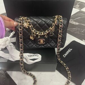 Mini CHANEL coco charm Black Quilted Crossbody shoulder Bag with Gold Chain